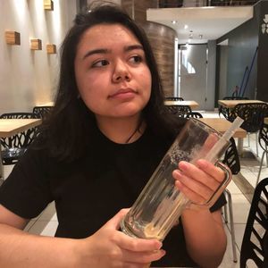 Meet your Posher, Alessandra